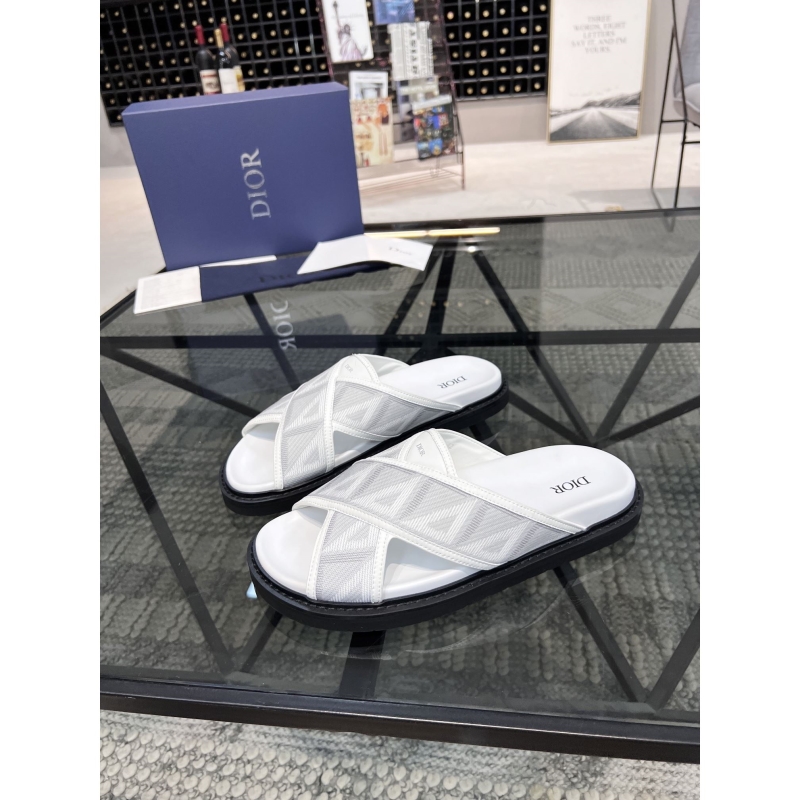 ch**an D*or slippers